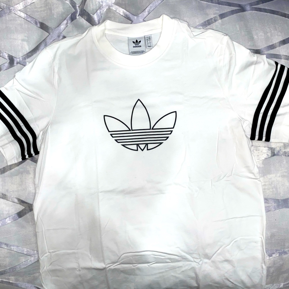 Large adidas Men’s T-shirt